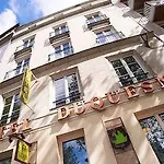 Le Petit Duquesne