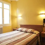 Otel Le Petit Duquesne Nantes