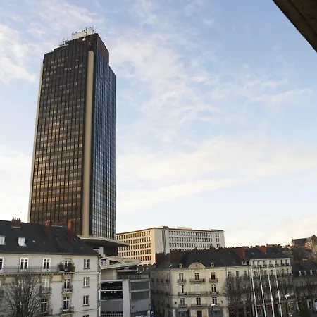Szálloda Le Petit Duquesne Nantes