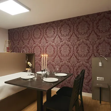 ル プチ デュケンヌ *