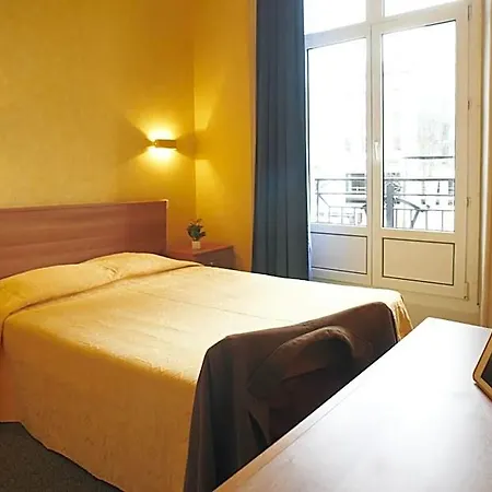 Hotell Le Petit Duquesne Nantes