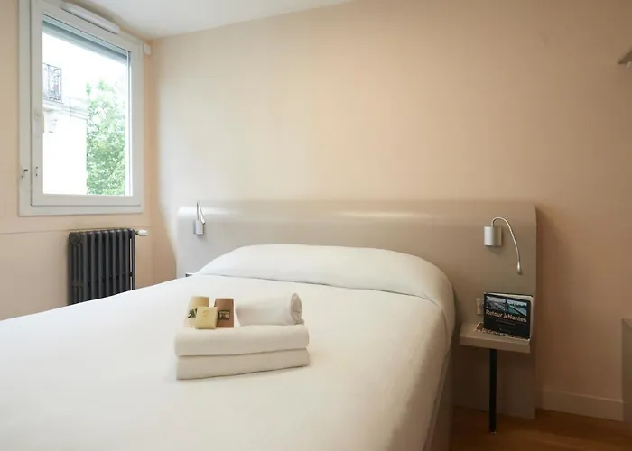 Le Petit Duquesne Hotel