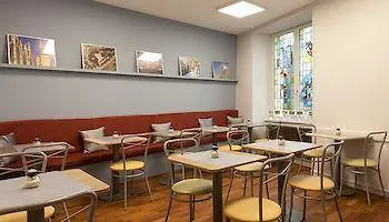 佩提杜肯酒店 * 南特