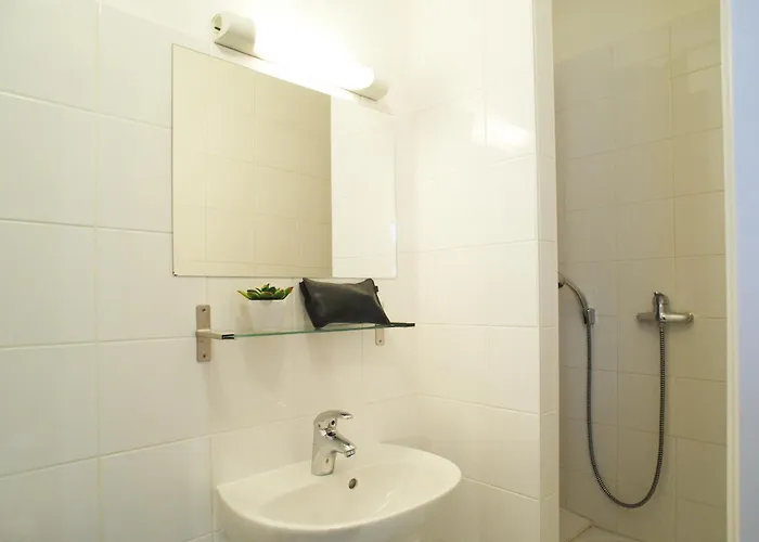 Hotel Le Petit Duquesne *