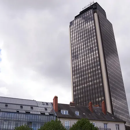 Hotel Le Petit Duquesne