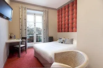 Le Petit Duquesne Hotel *