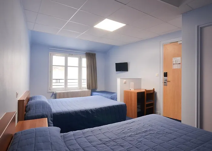 Le Petit Duquesne Hotel *